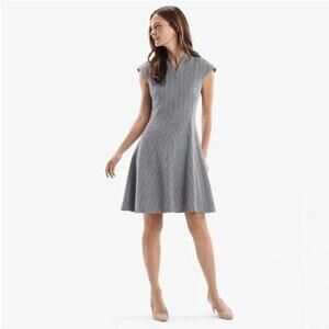 MM LaFleur The Ruth Dress Women's Size 10 Gray Black V-Neck Zip Jacquard Print